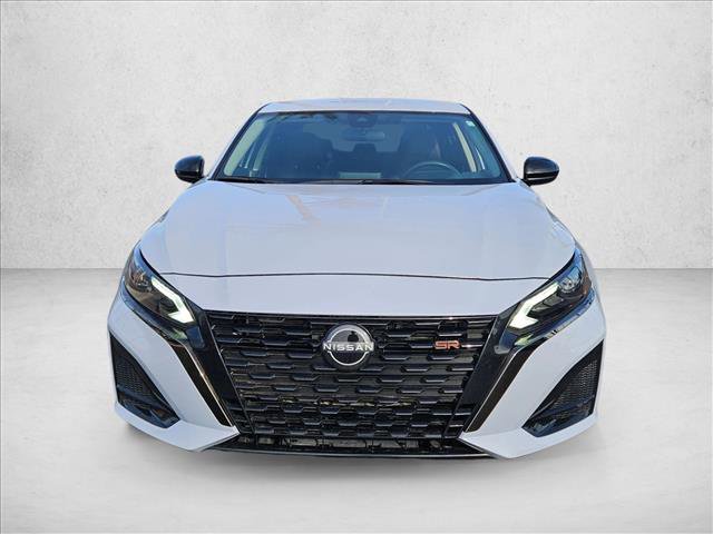 Used 2024 Nissan Altima 2.5 SR image 2