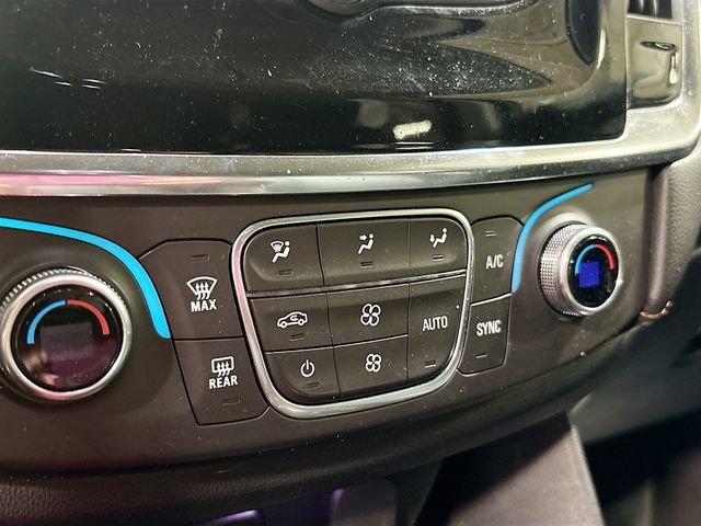 Used 2019 Chevrolet Traverse LT FWD image 17