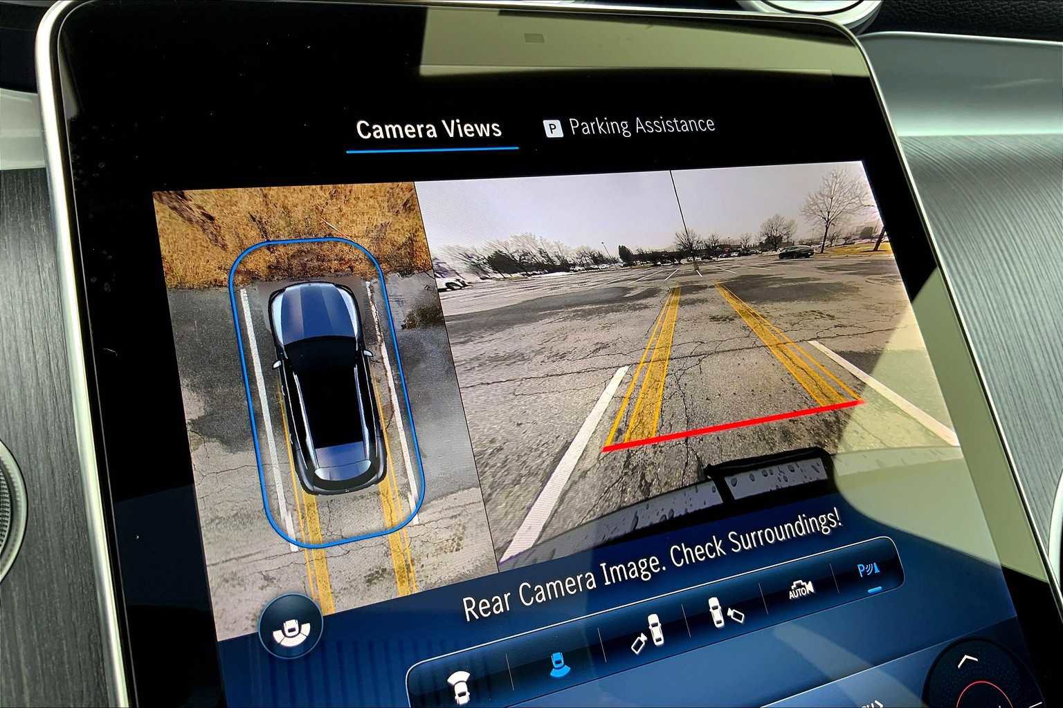 Certified 2025 Mercedes-Benz GLC 300 GLC 300 image 8