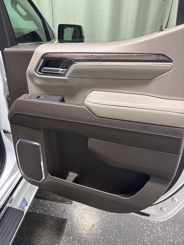 Used 2023 Chevrolet Silverado 1500 LTZ w/ LTZ Convenience Package II image 27