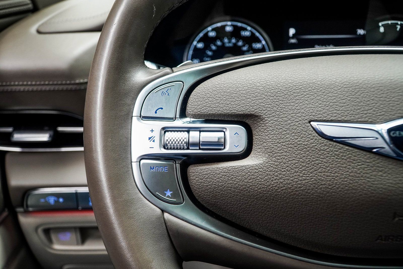 Used 2023 Genesis GV80 2.5T w/ Advanced Package image 28