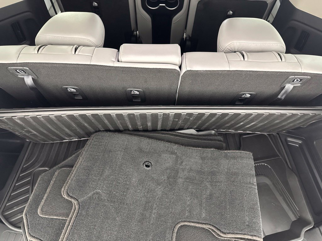 Certified 2025 Honda Pilot Touring image 34