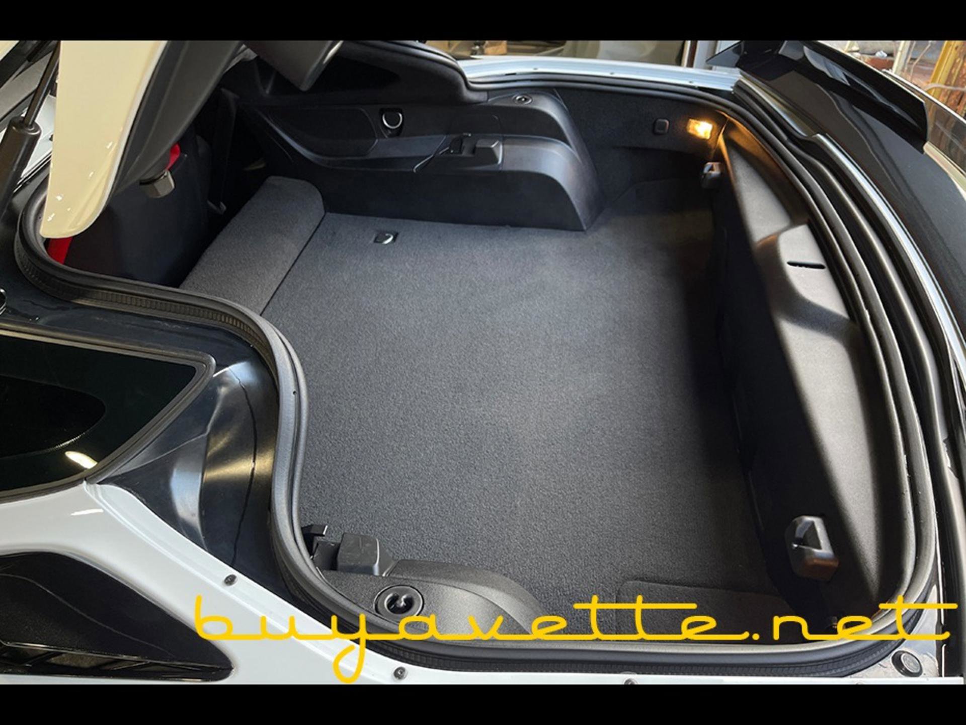 Used 2016 Chevrolet Corvette Z06 w/ 3LZ Preferred Equipment Group image 22