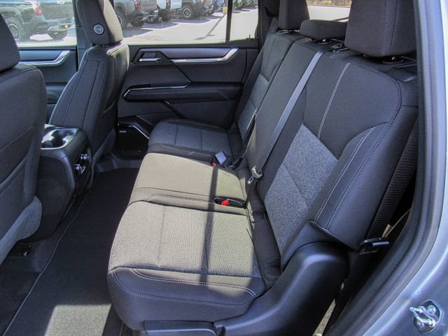 New 2026 GMC Acadia Elevation image 17