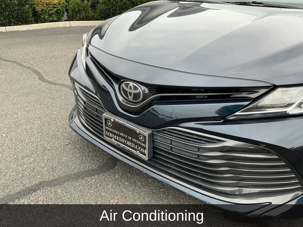 Used 2018 Toyota Camry LE FWD image 4
