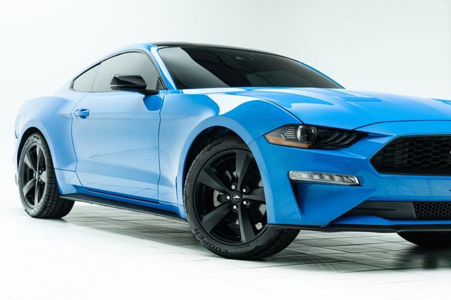 Used 2022 Ford Mustang Premium w/ Equipment Group 201A image 3