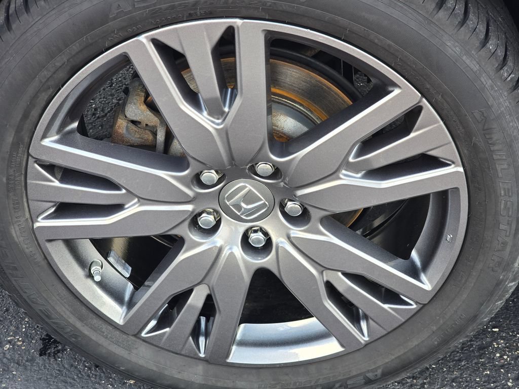 Used 2022 Honda Pilot Sport image 4