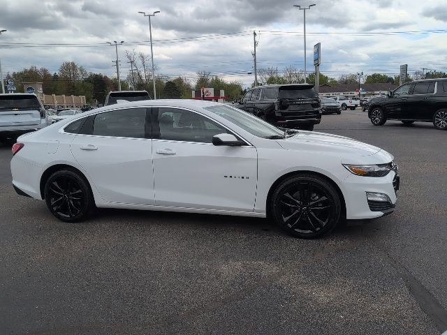 Used 2024 Chevrolet Malibu LT w/ Sport Edition FWD image 9