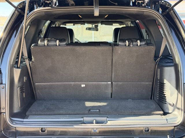 Used 2016 Ford Expedition Limited w/ Equipment Group 301A RWD image 24