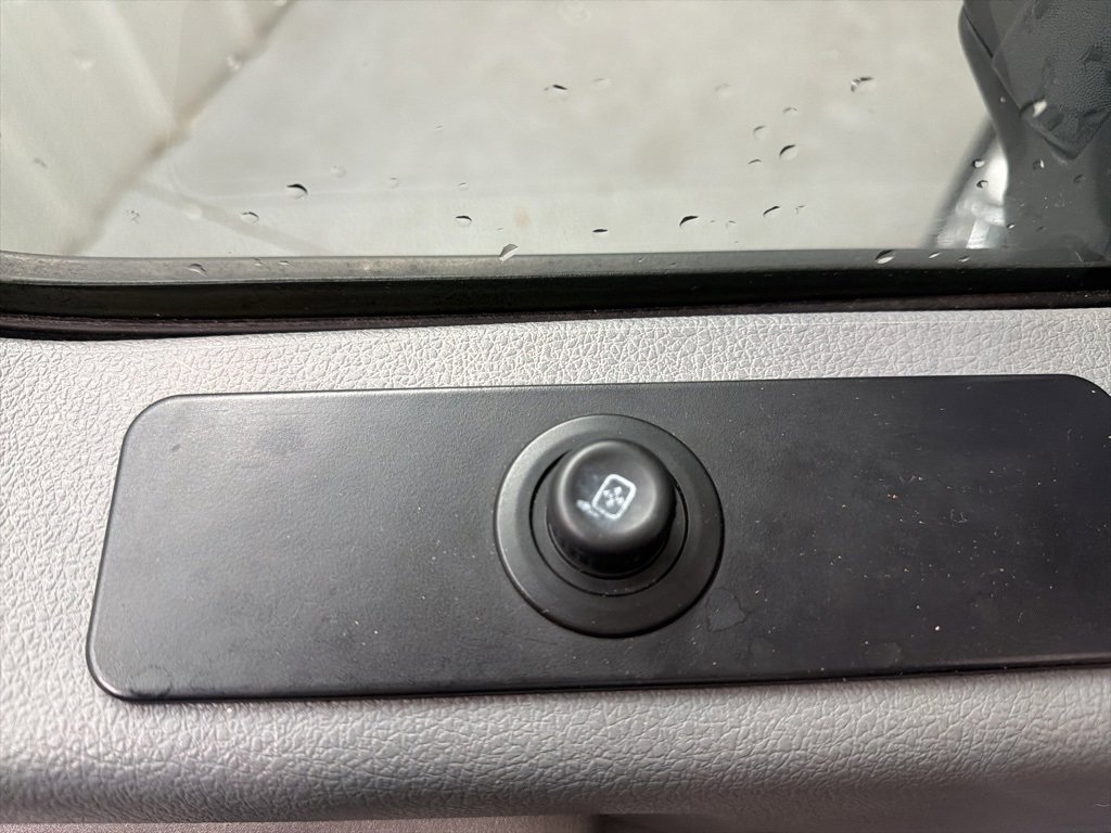 Used 2014 Ford F250 XLT w/ XLT Interior Package image 11