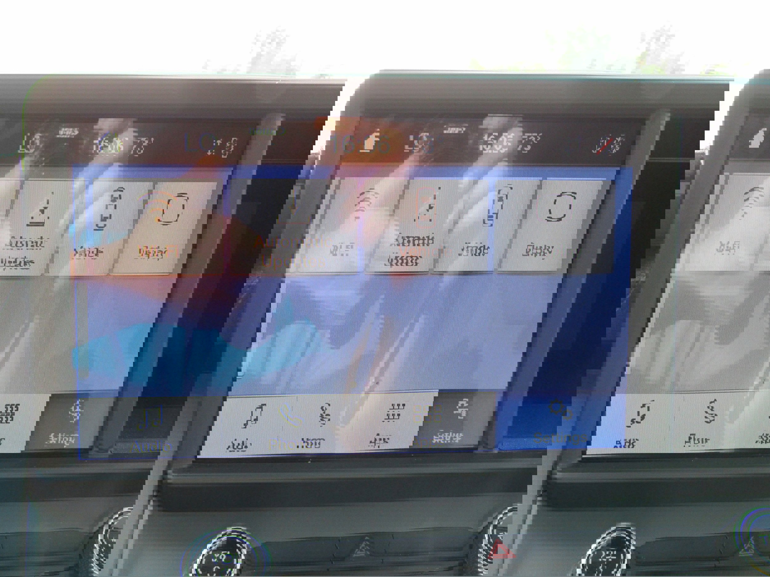 Certified 2024 Ford Maverick XLT w/ XLT Luxury Package image 38