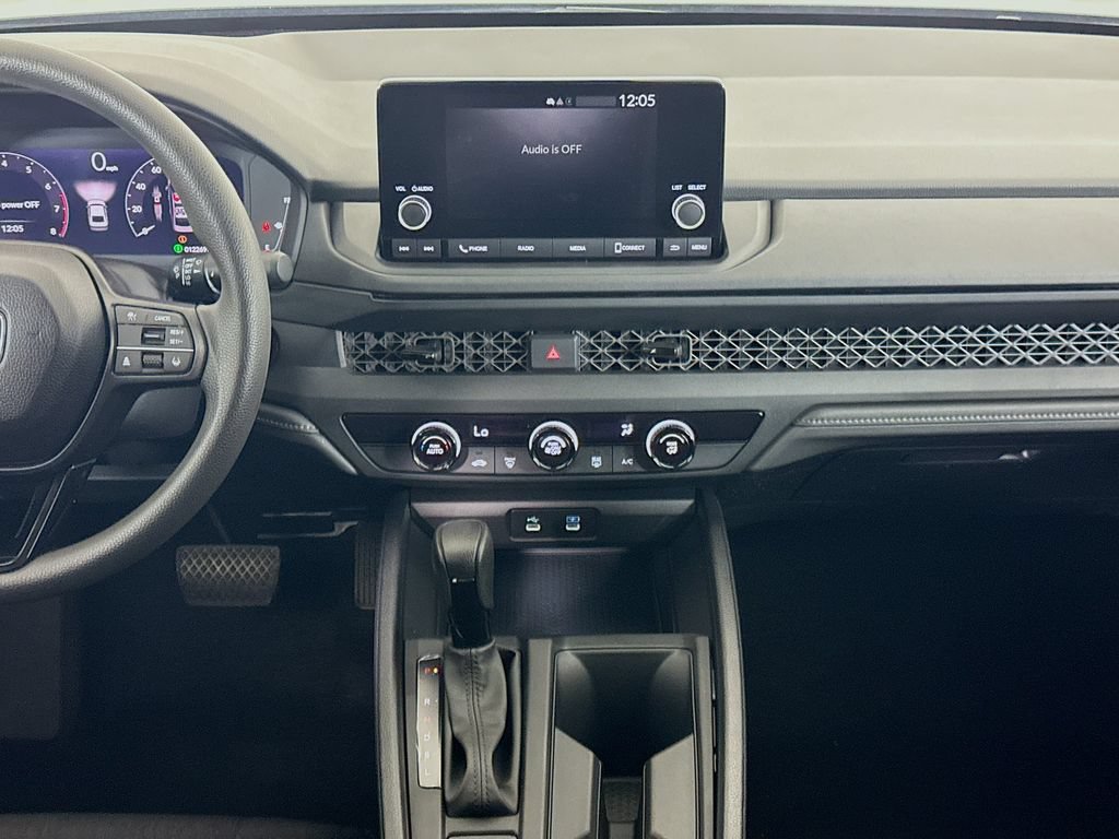 Certified 2025 Honda Accord LX image 14