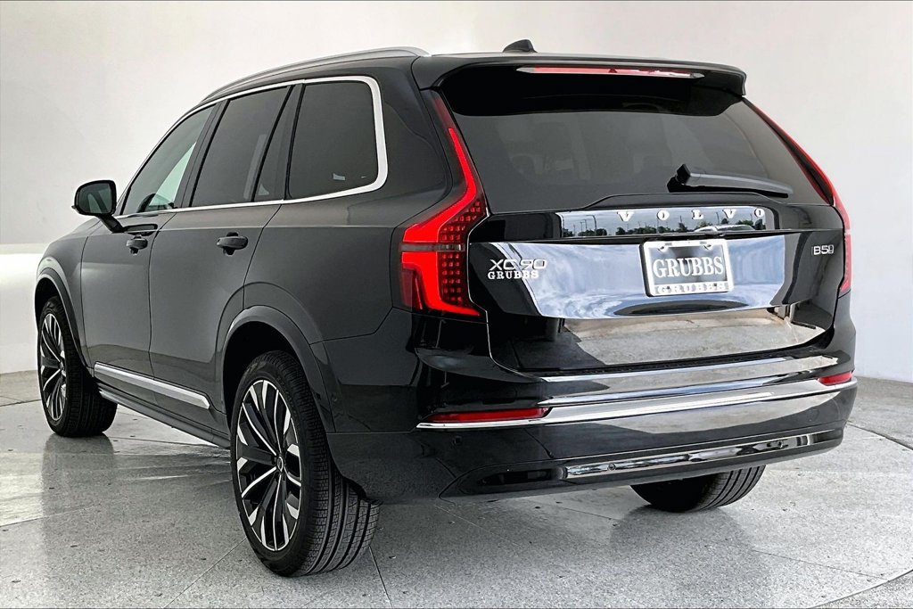 New 2026 Volvo XC90 B5 Plus AWD/4WD image 4