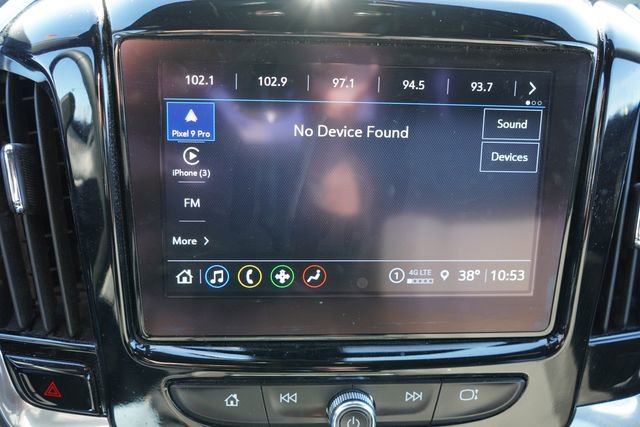 Used 2023 Chevrolet Traverse LT image 25