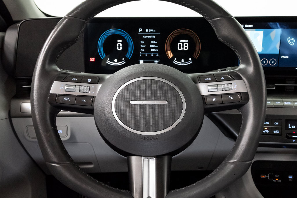 Used 2025 Hyundai Kona SEL FWD image 11