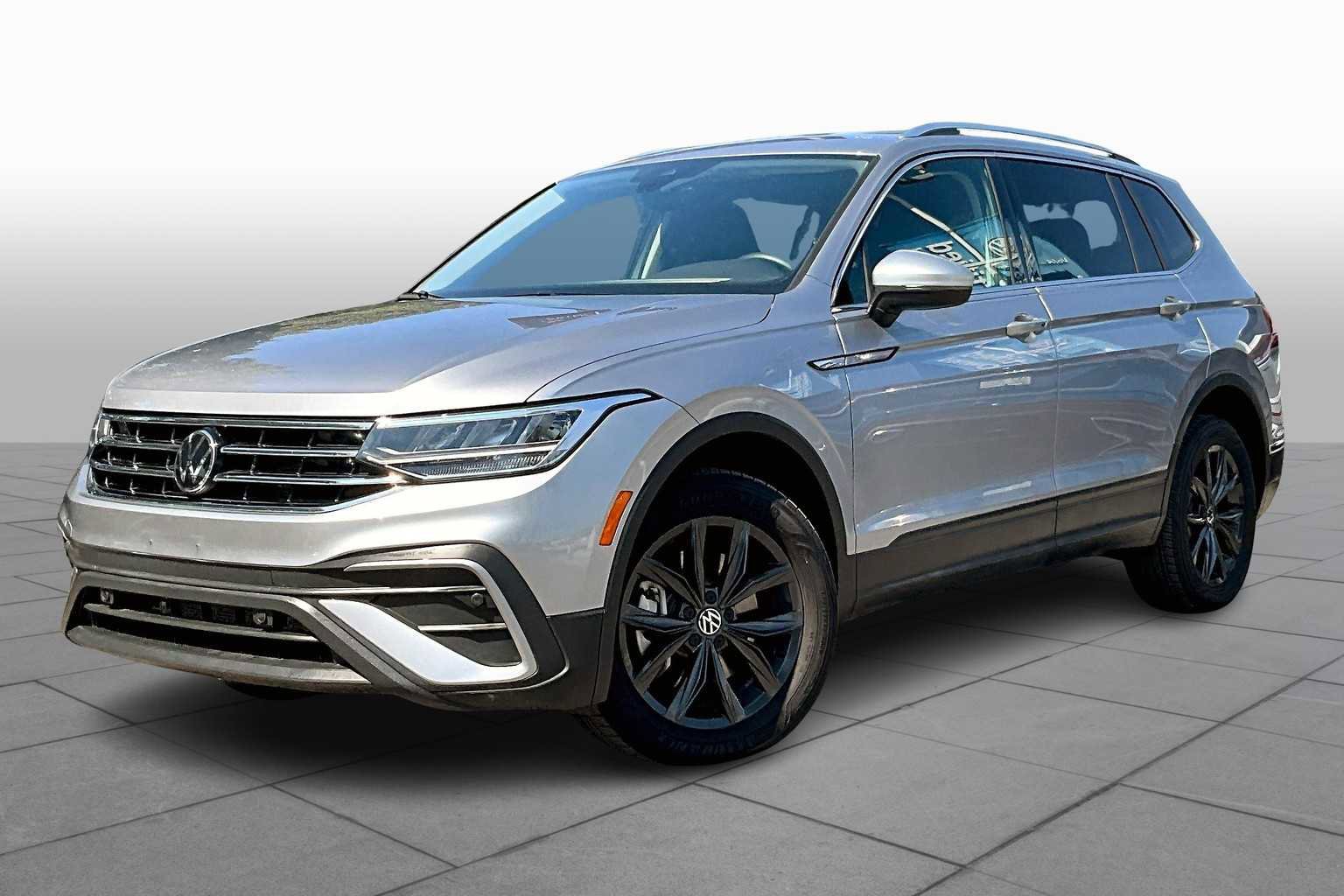 Certified 2024 Volkswagen Tiguan SE