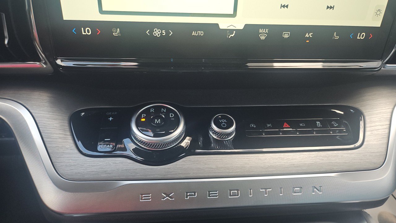 New 2027 Ford Expedition Max Platinum AWD/4WD image 20