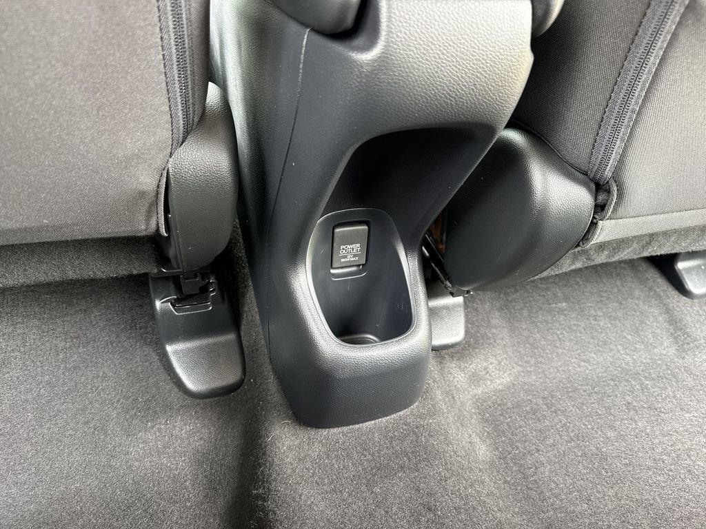 Used 2017 Honda HR-V LX image 37