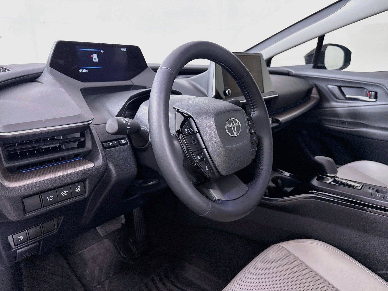 Certified 2026 Toyota Prius XLE FWD image 4