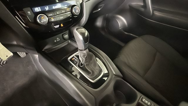 Used 2020 Nissan Rogue S FWD image 20