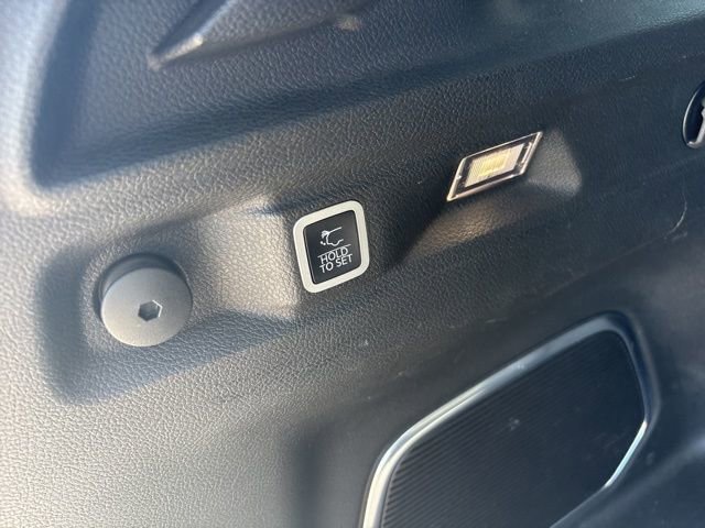 Used 2022 Jeep Grand Cherokee L Limited AWD/4WD image 22