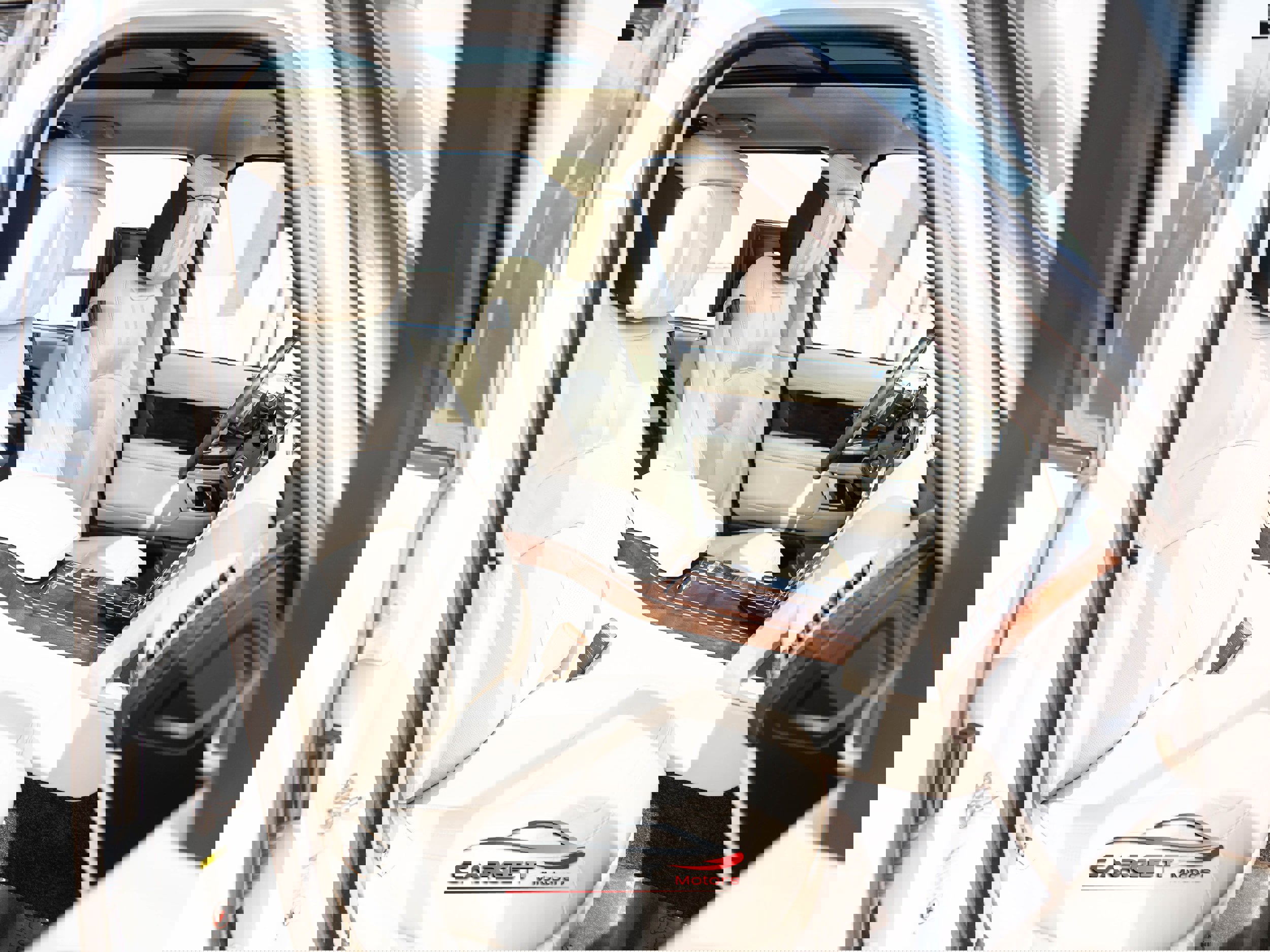 Used 2019 Land Rover Range Rover Long Wheelbase Supercharged image 17