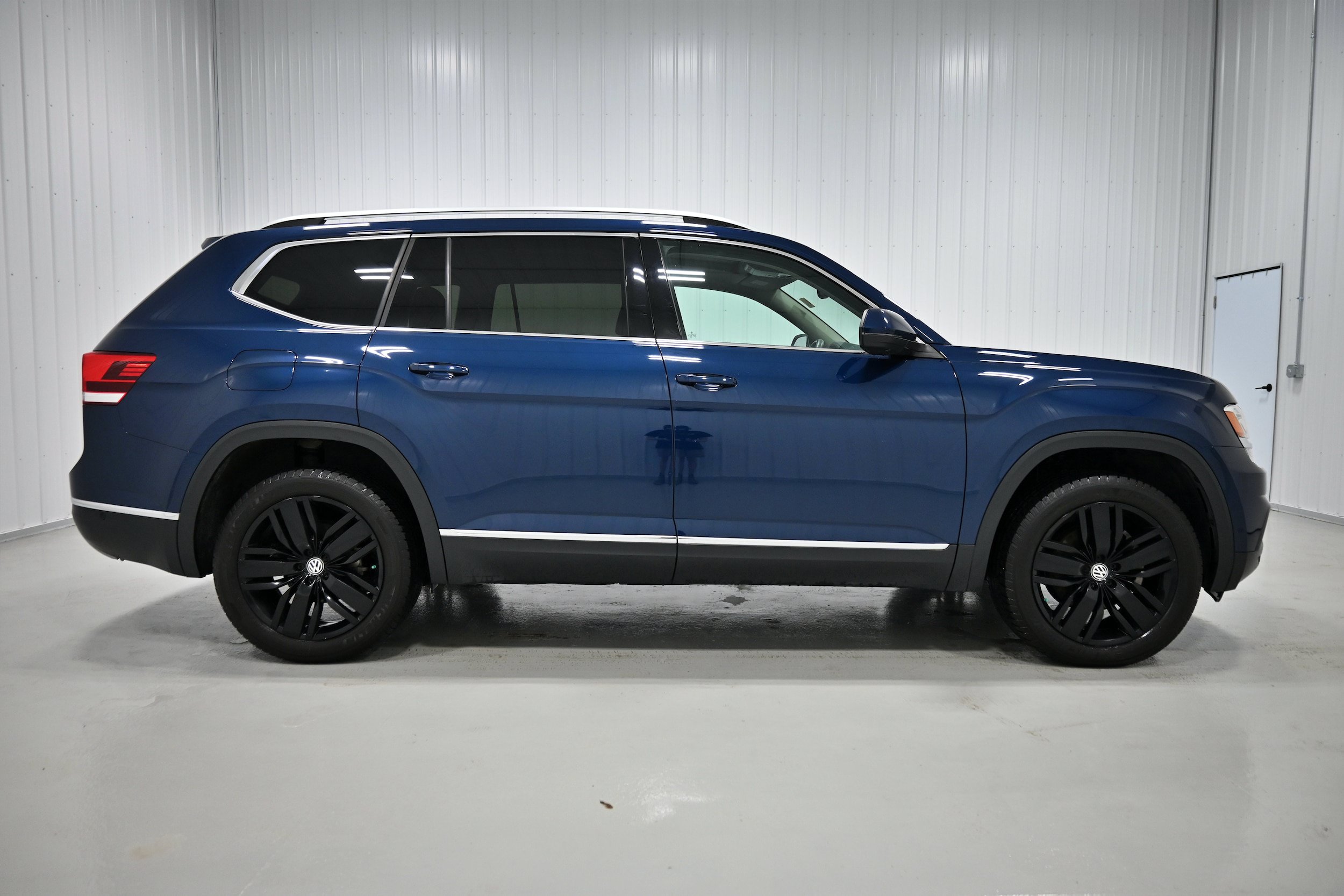 Used 2019 Volkswagen Atlas SEL Premium AWD/4WD image 38