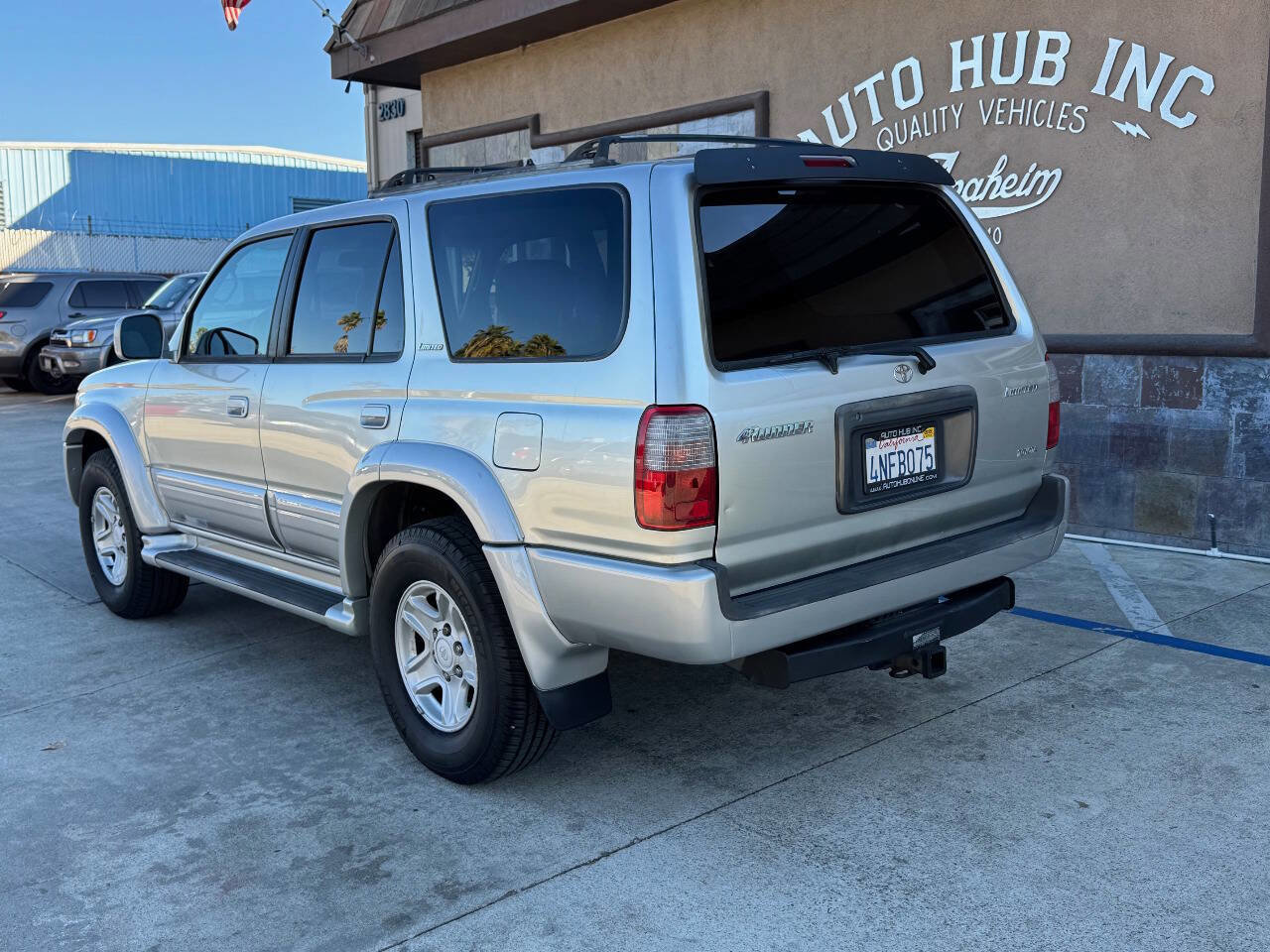 Used 2000 Toyota 4Runner Limited image 8