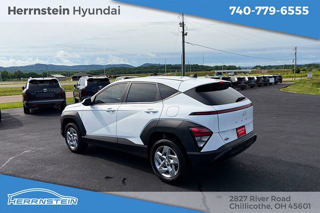 Certified 2025 Hyundai Kona SE AWD/4WD image 5