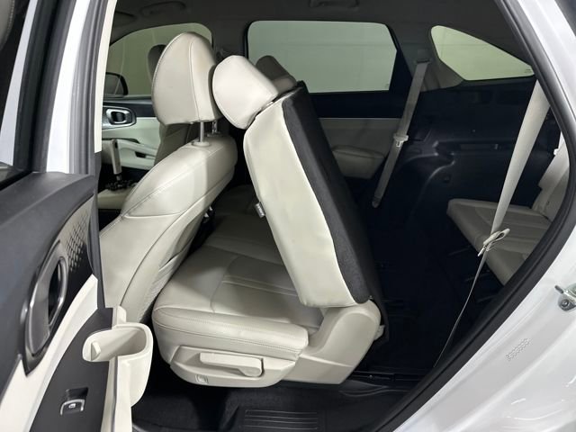 Used 2024 Kia Sorento S w/ Panoramic Sunroof Package image 25