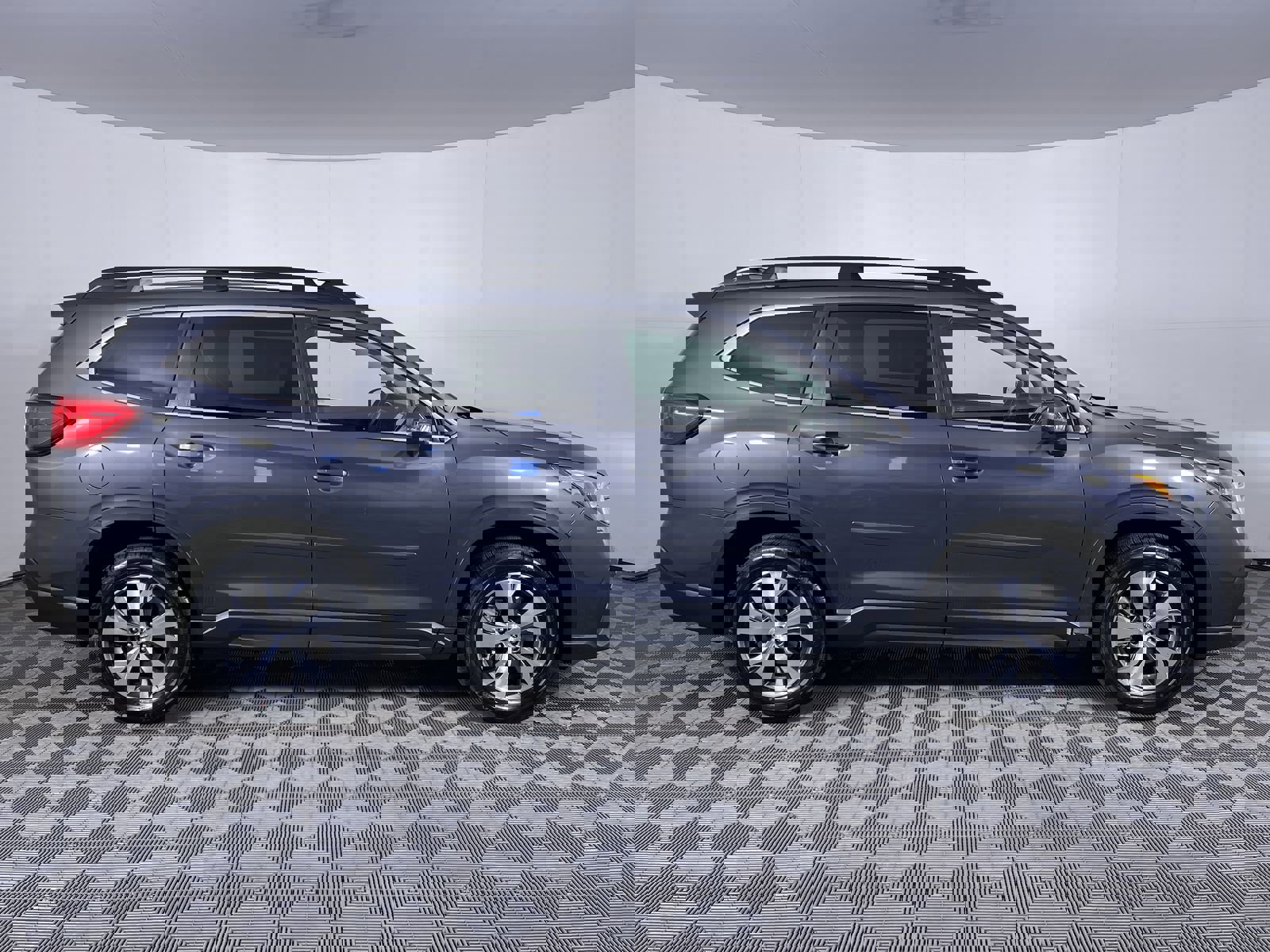 Used 2023 Subaru Ascent Premium w/ Convenience Package image 10