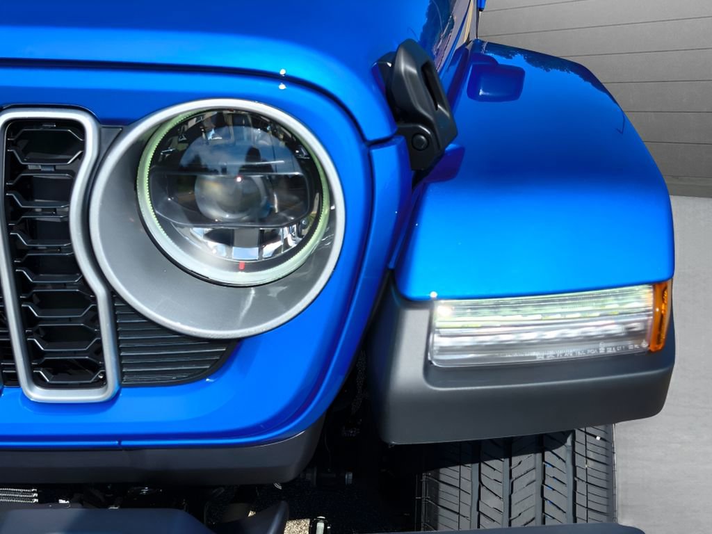 New 2025 Jeep Wrangler Sahara image 36