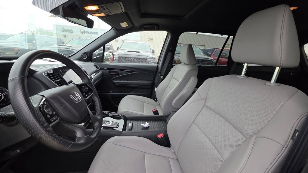Certified 2023 Honda Passport Elite image 11