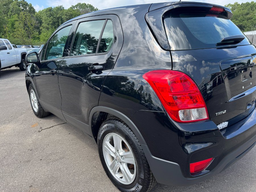 Used 2020 Chevrolet Trax LS FWD image 10