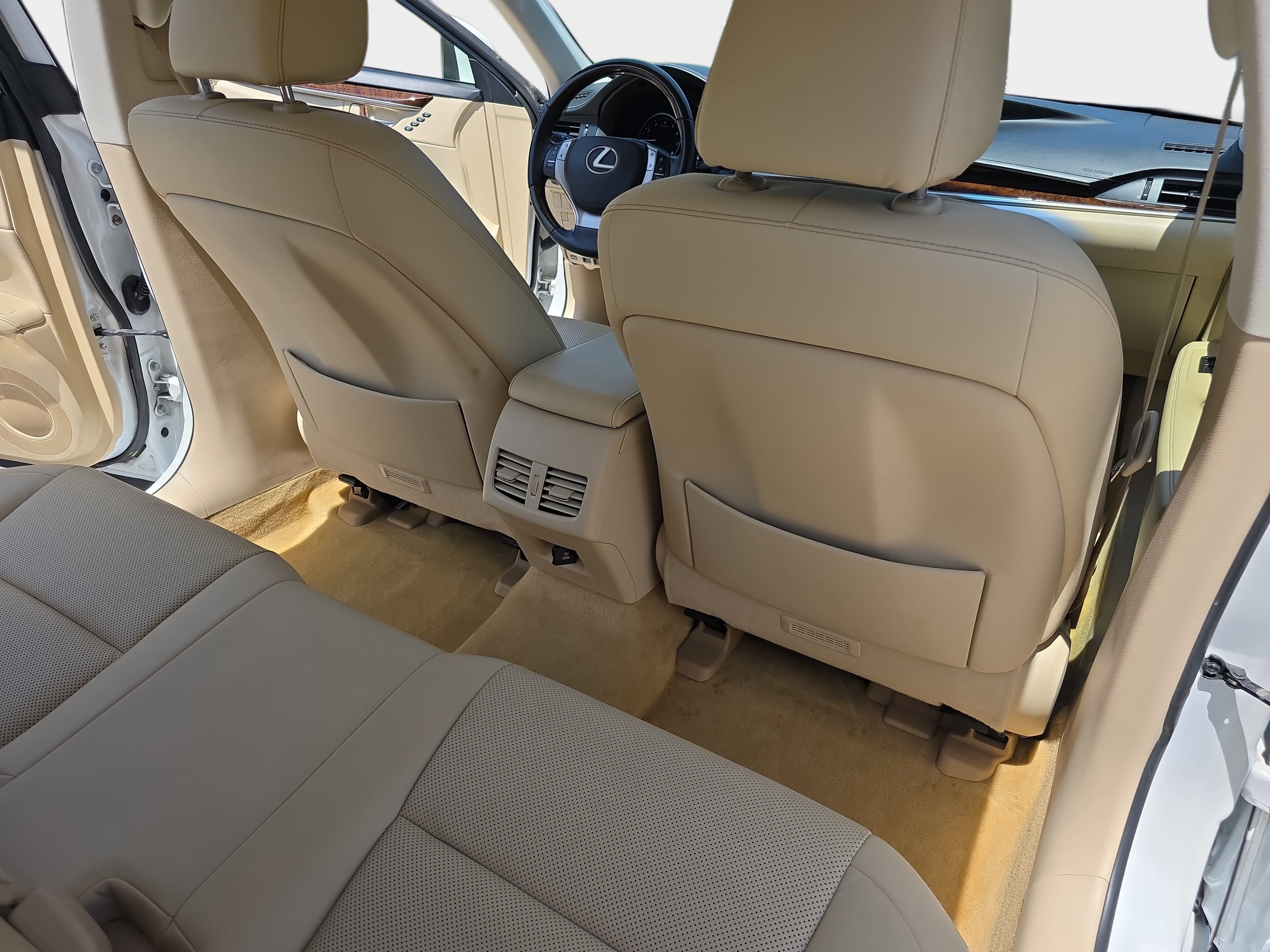 Used 2014 Lexus ES 350 w/ Premium Package FWD image 11