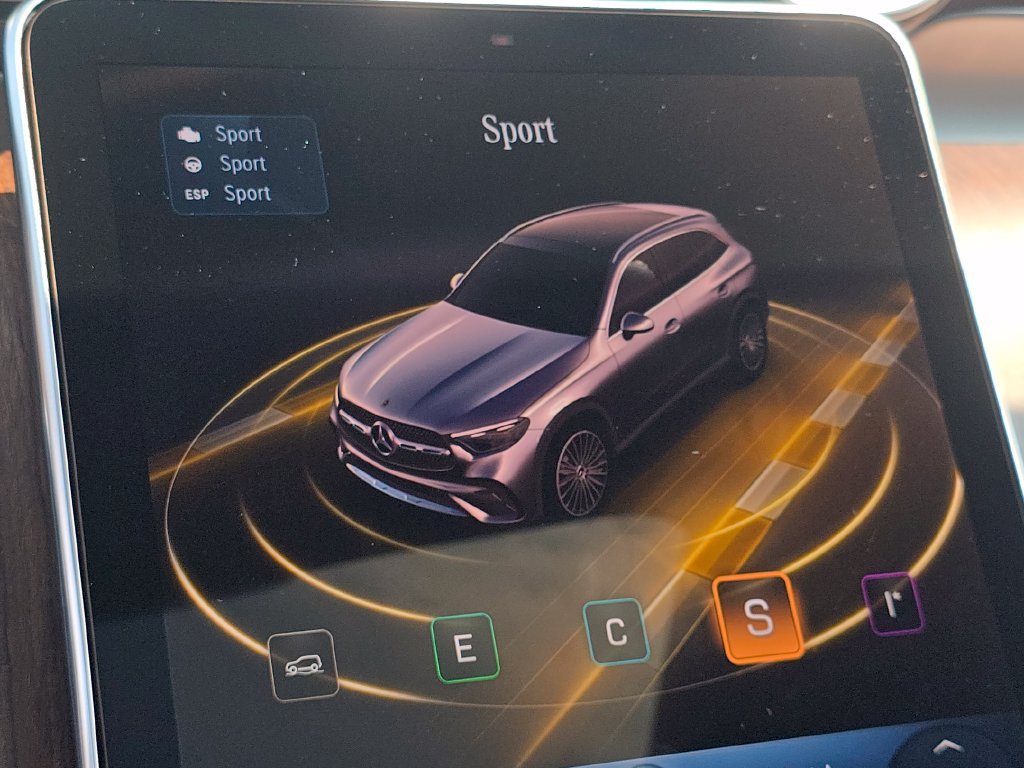 Certified 2026 Mercedes-Benz GLC 300 4MATIC image 35