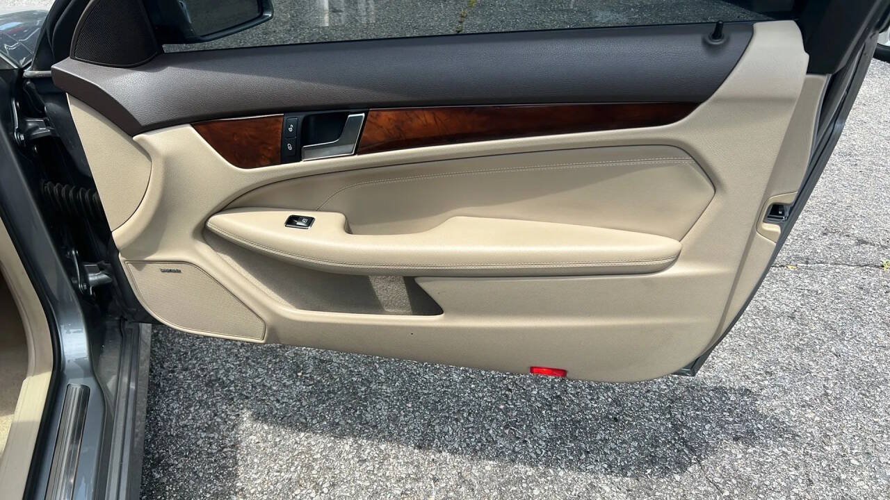 Used 2013 Mercedes-Benz C 250 Coupe image 19