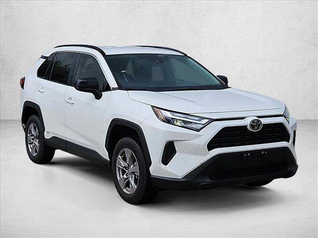 Used 2025 Toyota RAV4 LE AWD/4WD image 3
