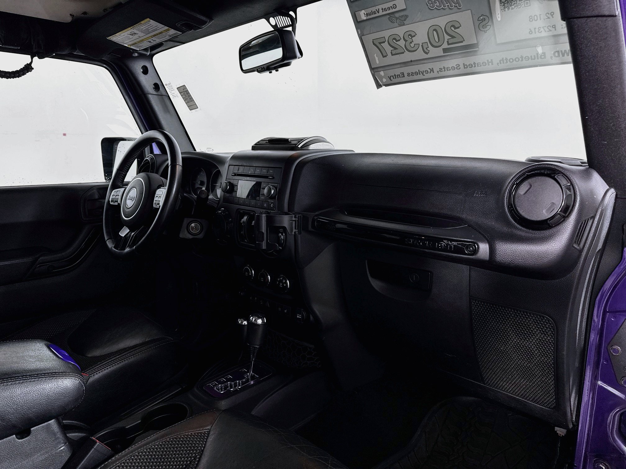 Used 2016 Jeep Wrangler Unlimited Sahara AWD/4WD image 26