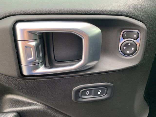 Used 2021 Jeep Wrangler Unlimited Sport image 24