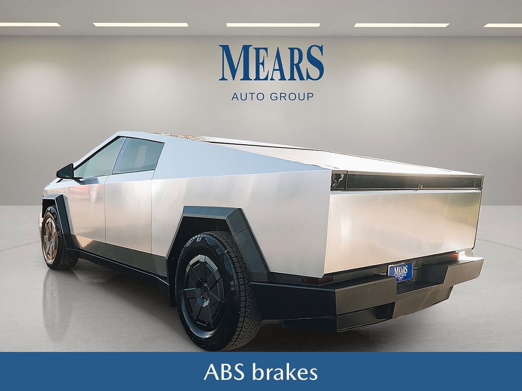 Used 2024 Tesla Cybertruck AWD Crew Cab image 8