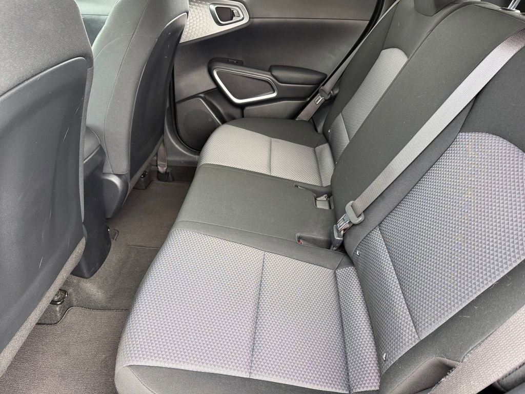 Used 2024 Kia Soul LX w/ Option Group 015 image 12