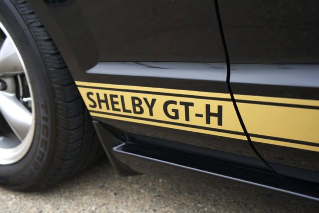 Used 2006 Ford Mustang GT Premium image 40