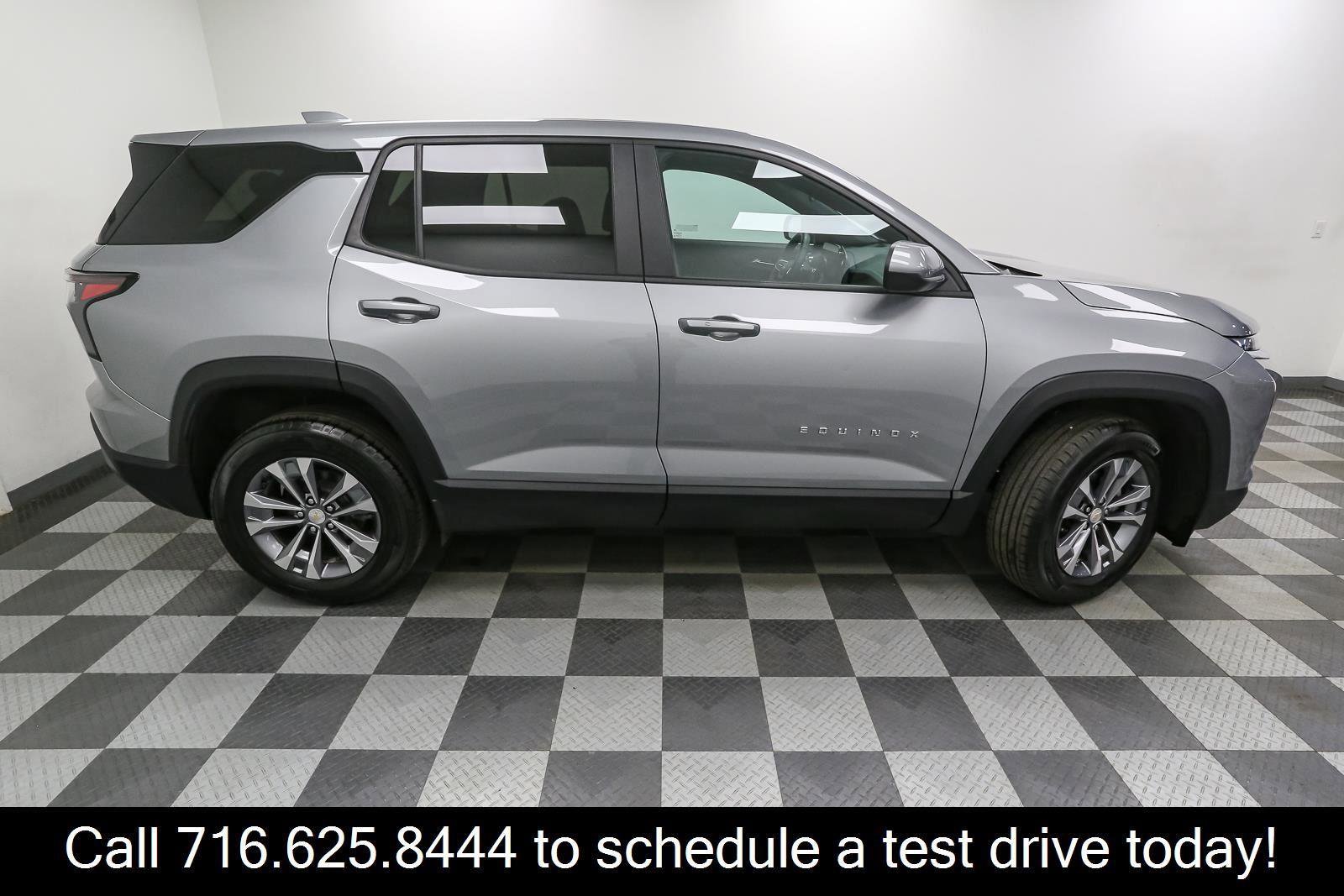Used 2026 Chevrolet Equinox LT AWD/4WD image 7
