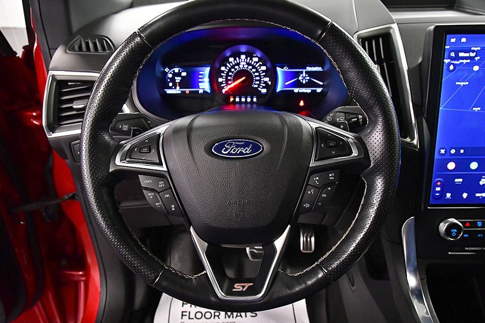 Used 2022 Ford Edge ST w/ Equipment Group 401A AWD/4WD image 19