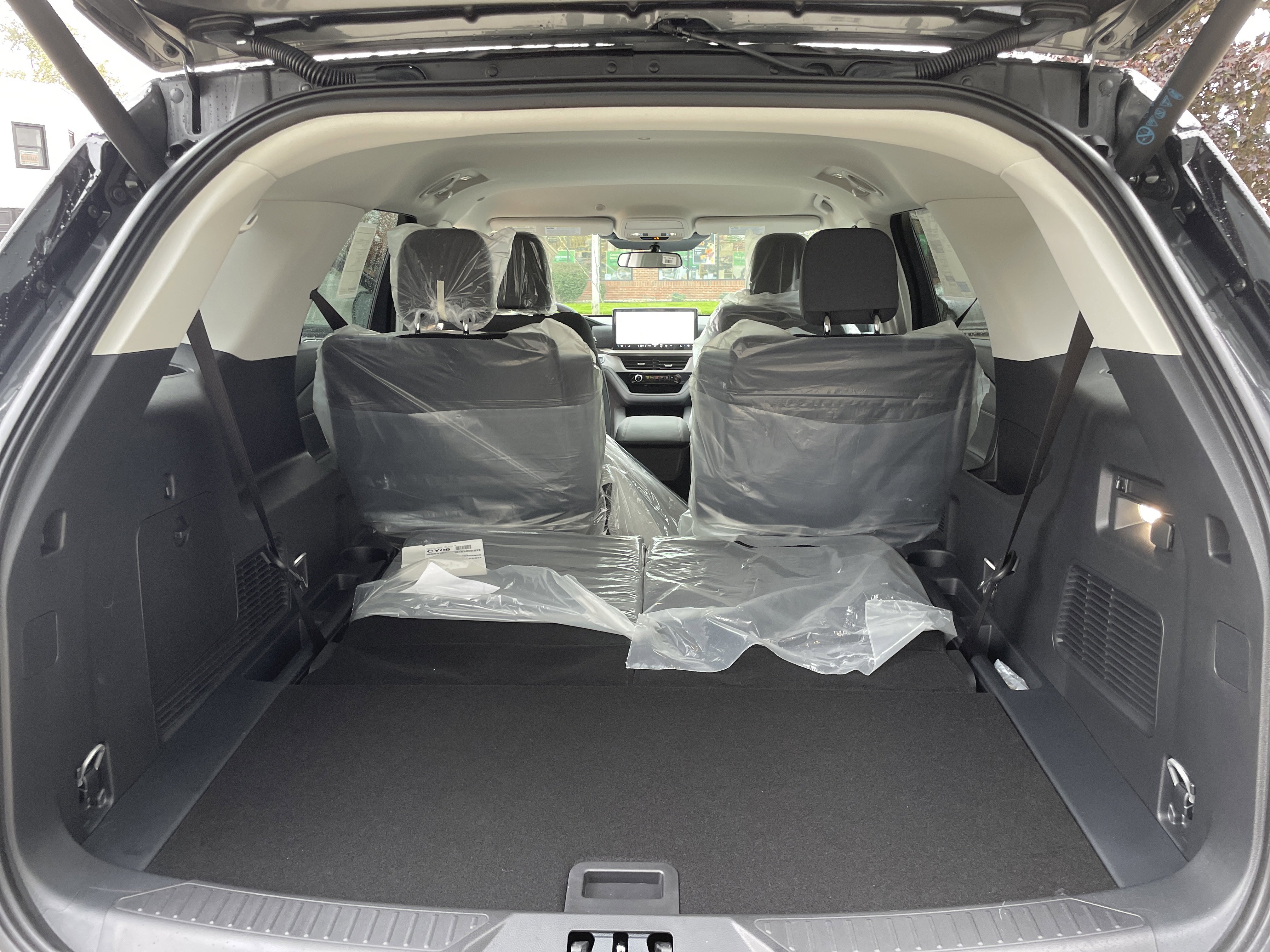 New 2026 Ford Explorer Active image 14