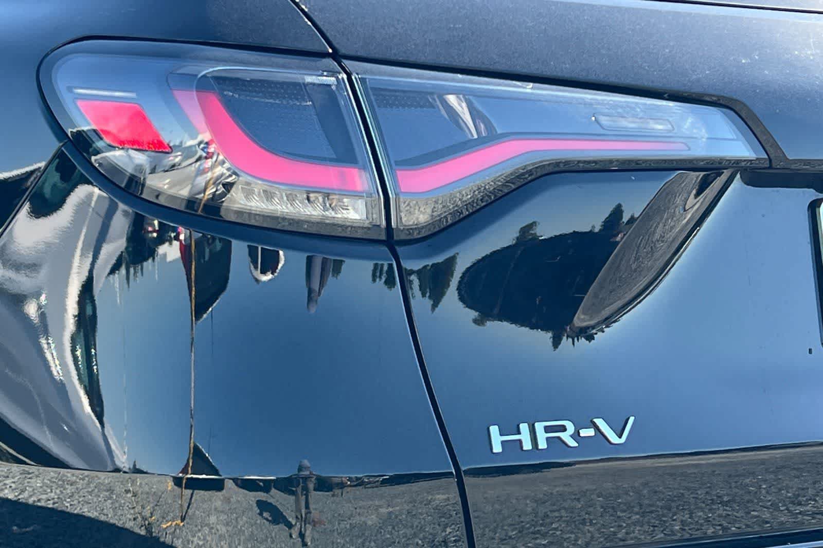 Used 2024 Honda HR-V EX-L image 34