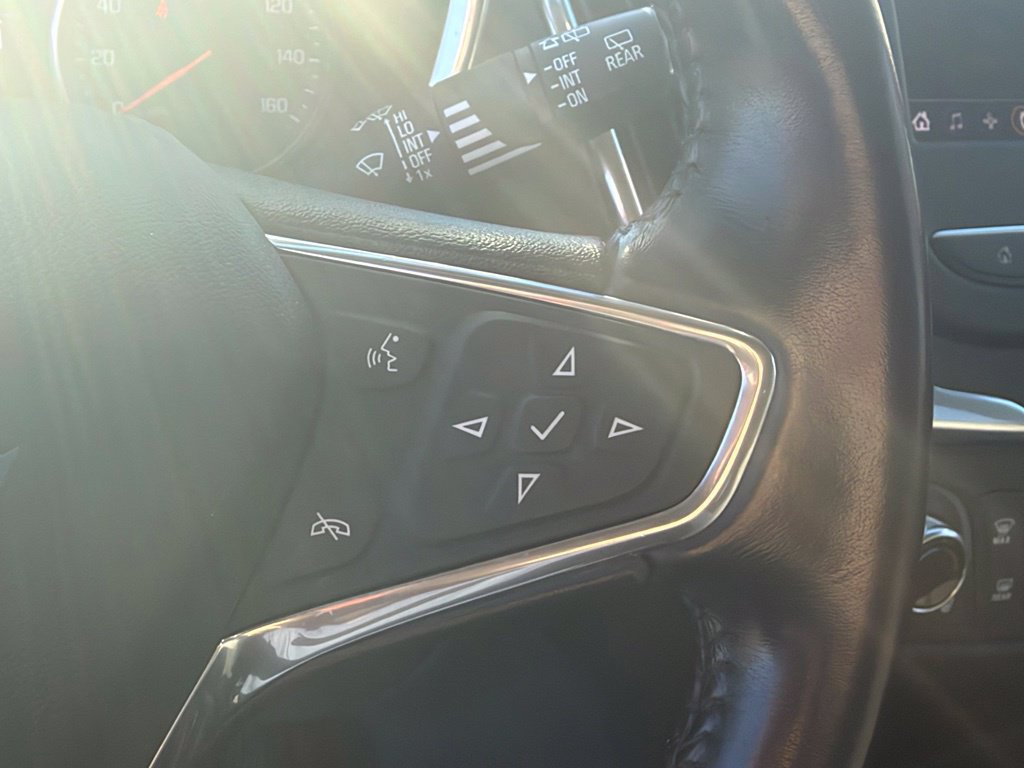 Used 2020 Chevrolet Equinox LT AWD/4WD image 30