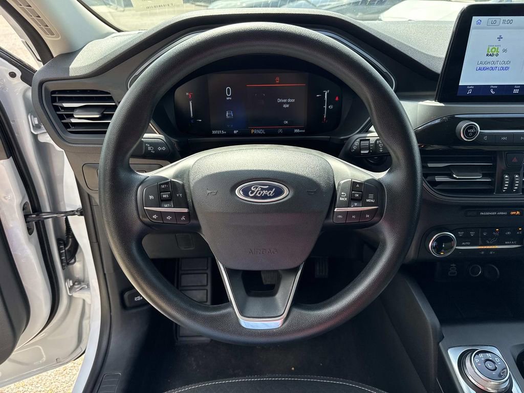 Used 2025 Ford Escape Active AWD/4WD image 22