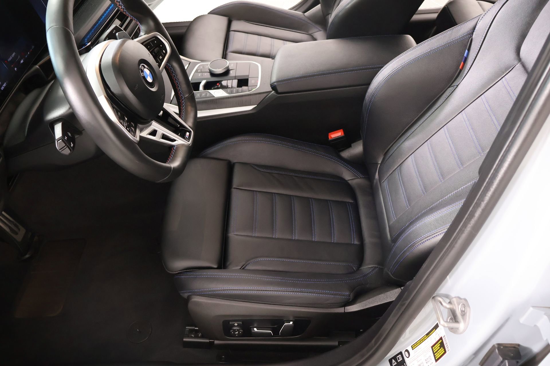 Used 2025 BMW M340i xDrive w/ Premium Package AWD/4WD image 12